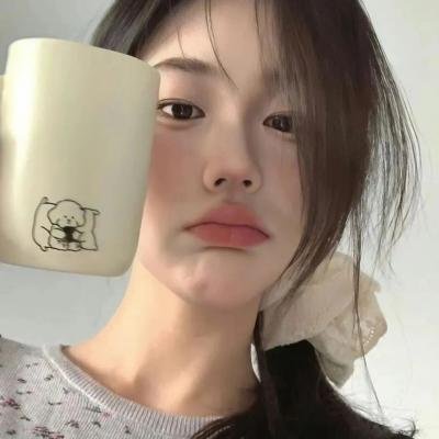 彩虹艳尽半边天 海报